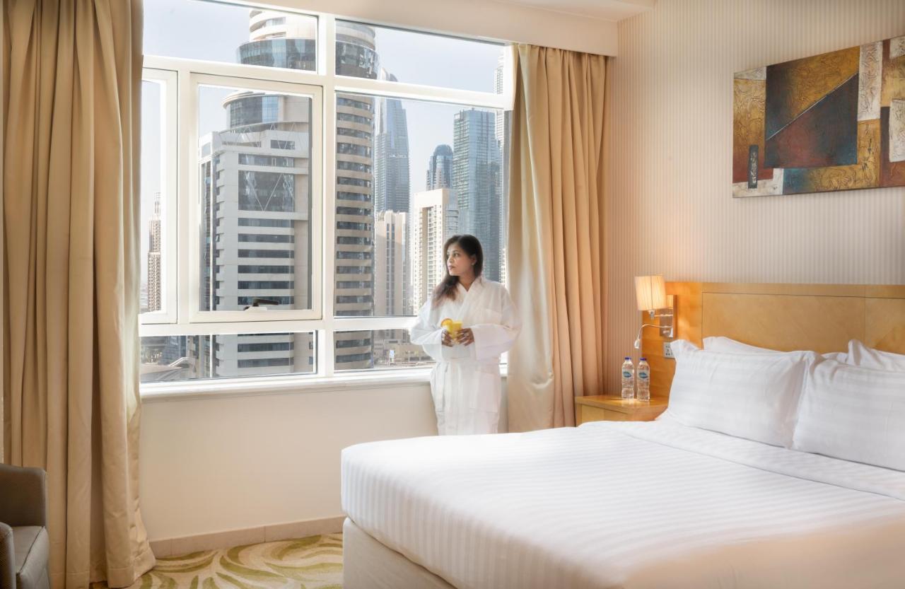 Oaks Liwa Heights Hotel Suites Dubaj Exteriér fotografie